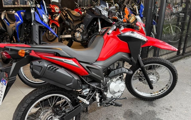 imagem-https://www.socarrao.com.br/sc-vehicle-images-prod/3757447/1789061958715-V2hhdHNBcHAgSW1hZ2UgMjAyNi0wOS0xMCBhdCAxNC4xNC40NyAoMSkuanBlZw.jpeg