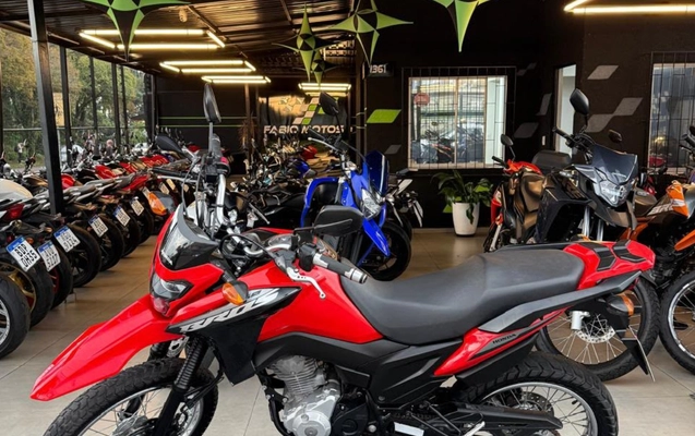 imagem-https://www.socarrao.com.br/sc-vehicle-images-prod/3757447/1789061959126-V2hhdHNBcHAgSW1hZ2UgMjAyNi0wOS0xMCBhdCAxNC4xNC40Ny5qcGVn.jpeg