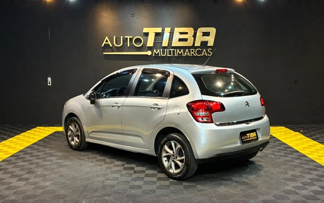 imagem-https://www.socarrao.com.br/sc-vehicle-images-prod/3757550/1789062150763-1_102647.jpg
