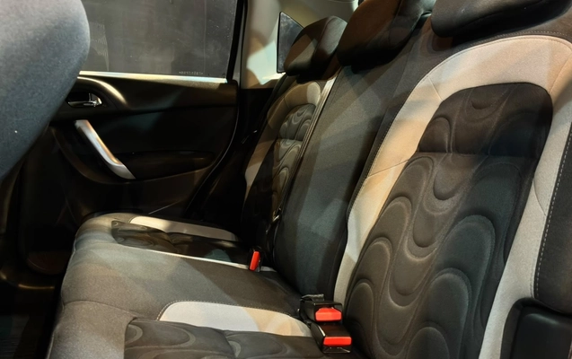 imagem-https://www.socarrao.com.br/sc-vehicle-images-prod/3757550/1789062150773-1_102740.jpg