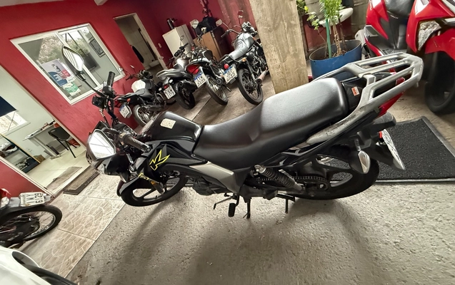 imagem-https://www.socarrao.com.br/sc-vehicle-images-prod/3757643/1789062327379-SU1HXzYwNzUuanBlZw.jpeg