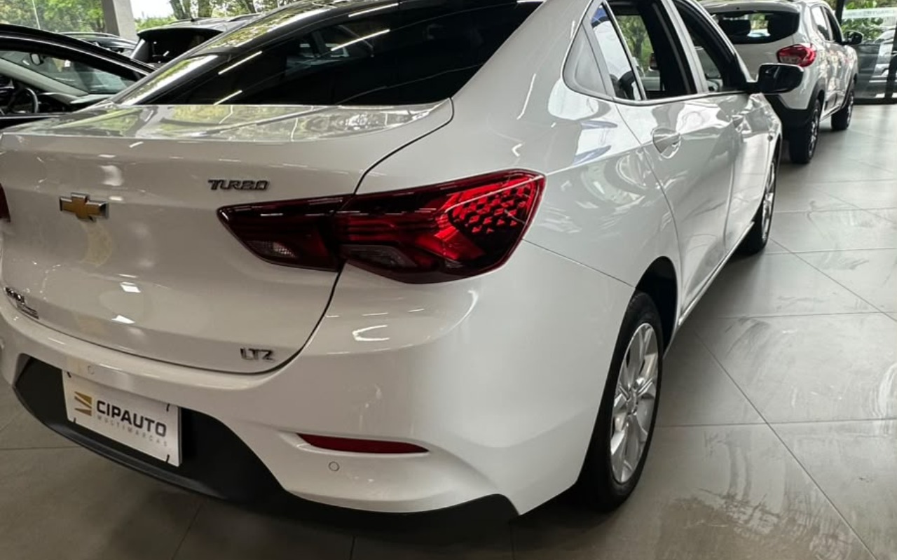 imagem-https://www.socarrao.com.br/sc-vehicle-images-prod/3757694/1789062566540-NGRkNWU5NTAtMmYwMS00OTEyLTgyNTgtYTFmMjA0MDA5ZmNmLmpwZw.jpg