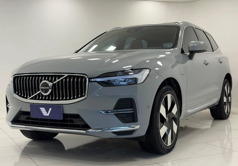 Volvo XC60 2024 Cinza — foto 1 de 3