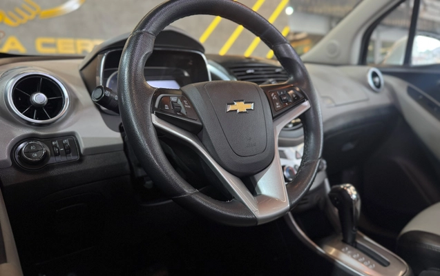 imagem-https://www.socarrao.com.br/sc-vehicle-images-prod/3757990/1789063195764-003_7257d2f9eacb50bcb9630c8e68d83cb4.jpeg