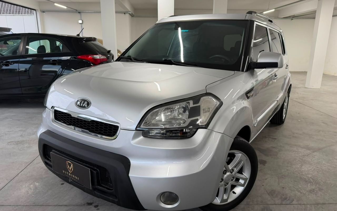 Kia SOUL 2011 Prata — foto 1 de 3