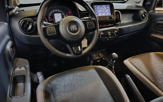 imagem-https://www.socarrao.com.br/sc-vehicle-images-prod/3758128/1789063941328-8464686_12_B_231ac29d76.jpeg