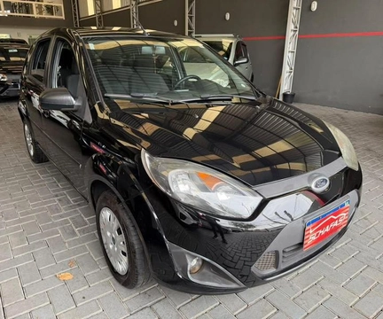 Ford Fiesta 2014 Preto — foto 1 de 3