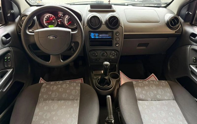 imagem-https://www.socarrao.com.br/sc-vehicle-images-prod/3758129/1789071199340-8464717_7_B_7ff125f840.jpeg