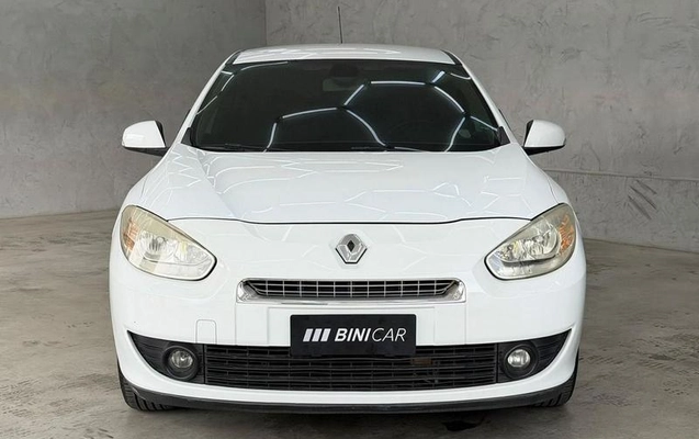 imagem-https://www.socarrao.com.br/sc-vehicle-images-prod/3758131/1789063966417-8378286_1_B_8397f0ca2a.jpeg