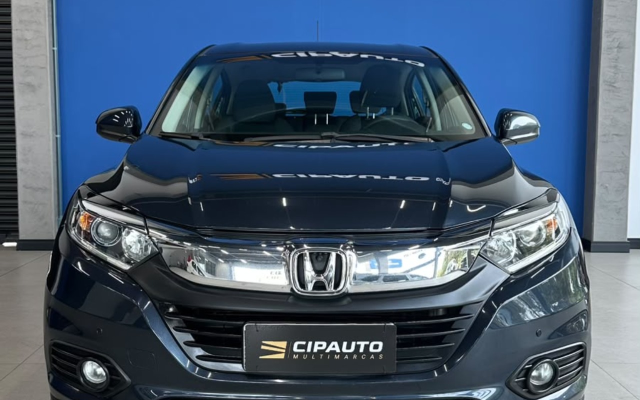 imagem-https://www.socarrao.com.br/sc-vehicle-images-prod/3758146/1789064012962-NTFjYjFiMWUtZTBhMC00MmMwLThiMDgtOTQ0YTEzNjJjNmRkLmpwZw.jpg