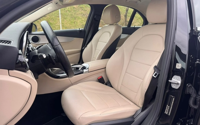 imagem-https://www.socarrao.com.br/sc-vehicle-images-prod/3758334/1789064382756-V2hhdHNBcHAgSW1hZ2UgMjAyNi0wOS0xMCBhdCAxNS4xMS40Mi5qcGVn.jpeg