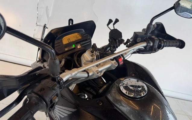 imagem-https://www.socarrao.com.br/sc-vehicle-images-prod/3758466/1789142464524-8458841_15_B_21ae84aef1.jpeg