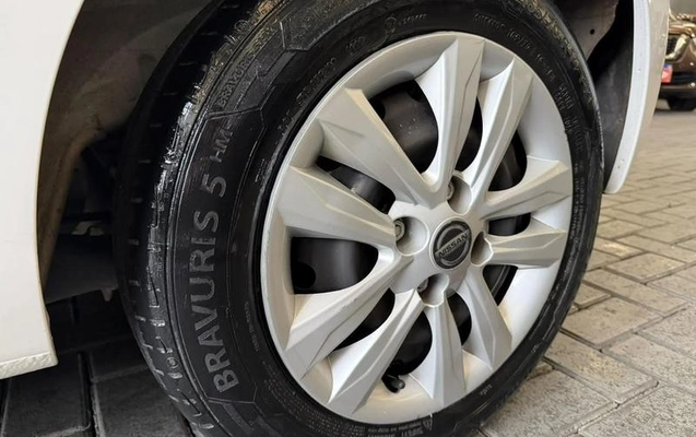 imagem-https://www.socarrao.com.br/sc-vehicle-images-prod/3758521/1789071209865-8464838_12_B_986c7b60c8.jpeg