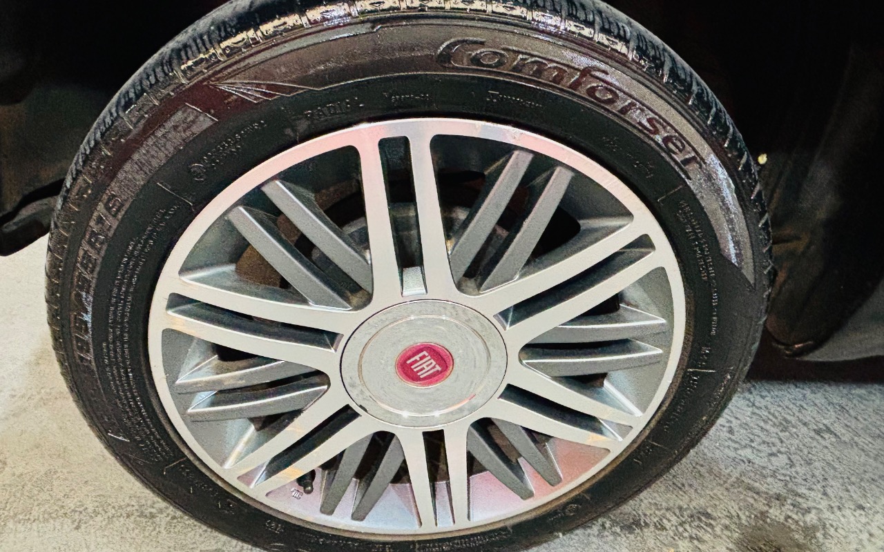 imagem-https://www.socarrao.com.br/sc-vehicle-images-prod/3758651/1789065232329-SU1HXzczMjEuanBlZw.jpeg