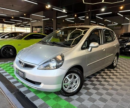 Honda Fit 2006 Prata — foto 1 de 3