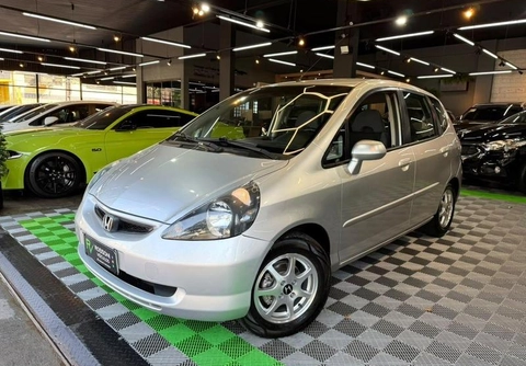Honda Fit 2006 Prata — foto 1 de 3