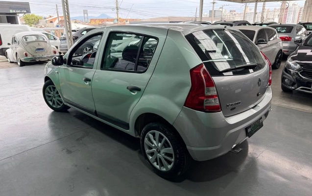 imagem-https://www.socarrao.com.br/sc-vehicle-images-prod/3758838/1789763660552-gb-bd952ba.jpeg