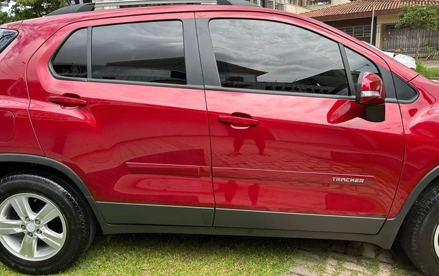 imagem-https://www.socarrao.com.br/sc-vehicle-images-prod/3758866/1789065955331-MTEuanBlZw.jpeg