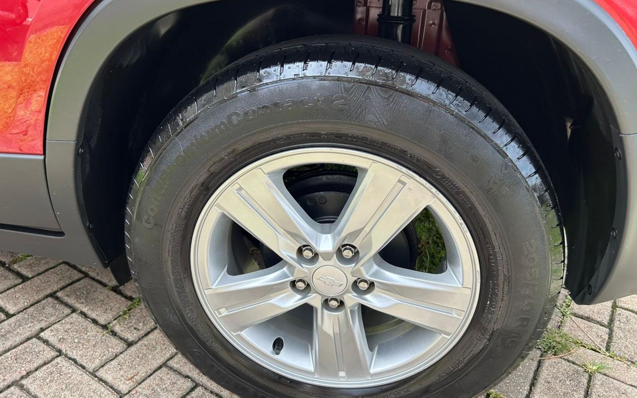 imagem-https://www.socarrao.com.br/sc-vehicle-images-prod/3758866/1789065956437-V2hhdHNBcHAgSW1hZ2UgMjAyNi0wOS0xMCBhdCAxNC40Ny4zNi5qcGVn.jpeg