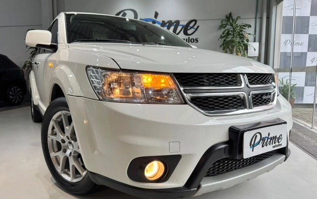 imagem-https://www.socarrao.com.br/sc-vehicle-images-prod/3758867/1789065959345-2_034509.jpg
