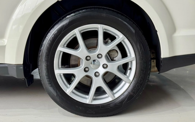 imagem-https://www.socarrao.com.br/sc-vehicle-images-prod/3758867/1789065959359-5_034509.jpg