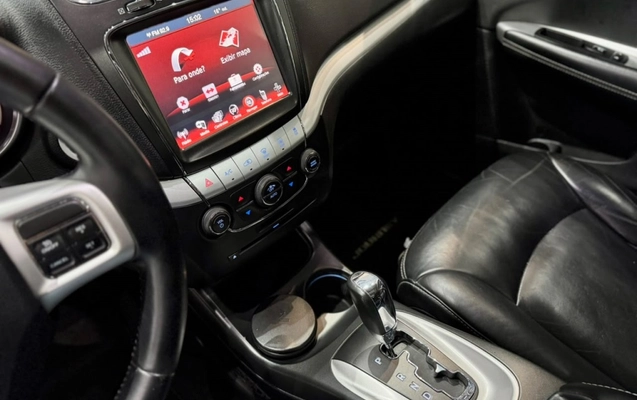 imagem-https://www.socarrao.com.br/sc-vehicle-images-prod/3758867/1789065959363-5_034510.jpg