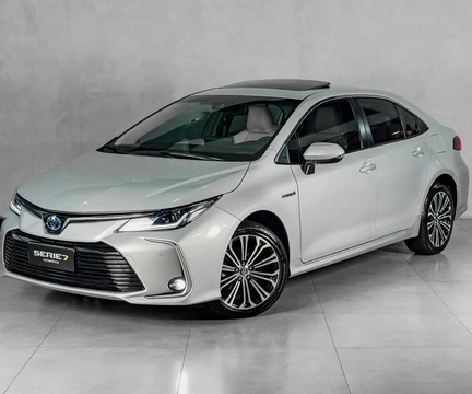Toyota Corolla 2022 Prata — foto 1 de 3