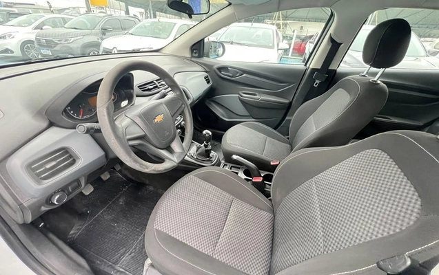 imagem-https://www.socarrao.com.br/sc-vehicle-images-prod/3759016/1789498586997-d86d3bc6d69f4c8cb01d848786ce15d7_1789066219227.jpg