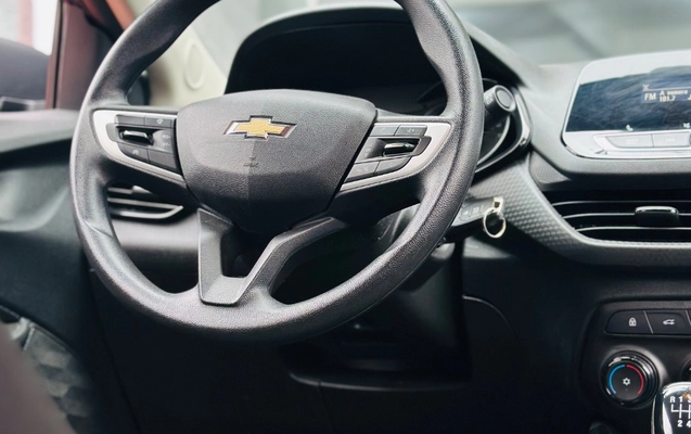 imagem-https://www.socarrao.com.br/sc-vehicle-images-prod/3759037/1789066345345-gb-35f4a39.jpeg