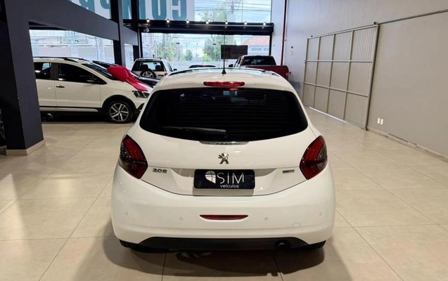 imagem-https://www.socarrao.com.br/sc-vehicle-images-prod/3759131/1789411811661-8465009_1_B_cb97a9376f.jpeg
