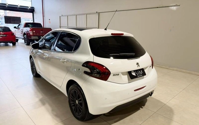 imagem-https://www.socarrao.com.br/sc-vehicle-images-prod/3759131/1789411811666-8465009_17_B_536ceabfed.jpeg
