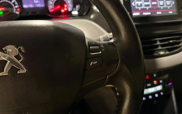 imagem-https://www.socarrao.com.br/sc-vehicle-images-prod/3759131/1789411811683-8465009_2_B_1643e4436d.jpeg