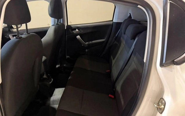 imagem-https://www.socarrao.com.br/sc-vehicle-images-prod/3759131/1789411811689-8465009_11_B_28f476ca70.jpeg