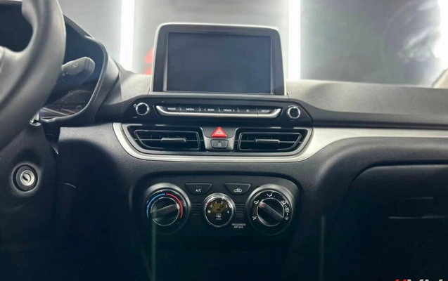 imagem-https://www.socarrao.com.br/sc-vehicle-images-prod/3759138/1789066651837-003_116fcfadb5eae1148007b560c918fc19.png