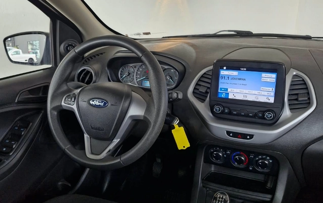 imagem-https://www.socarrao.com.br/sc-vehicle-images-prod/3759162/1789066575901-539e0d8afae847de9b0e0fda43b47656_1789066335154.jpg