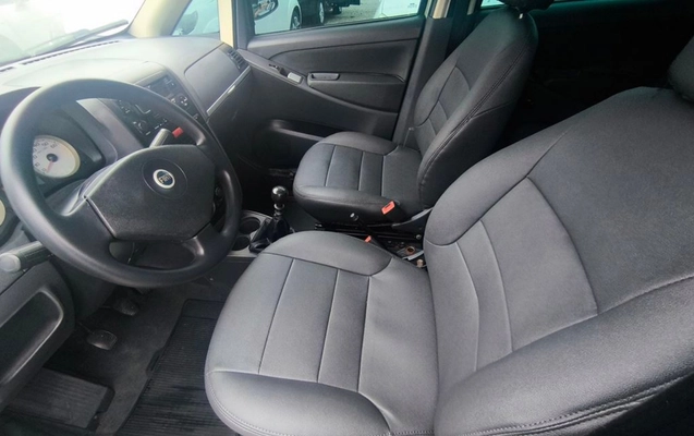 imagem-https://www.socarrao.com.br/sc-vehicle-images-prod/3759189/1790283568433-SU1HXzIwMjYwOTIzXzE2NDMxMSAoQ29weSkuanBn.jpg