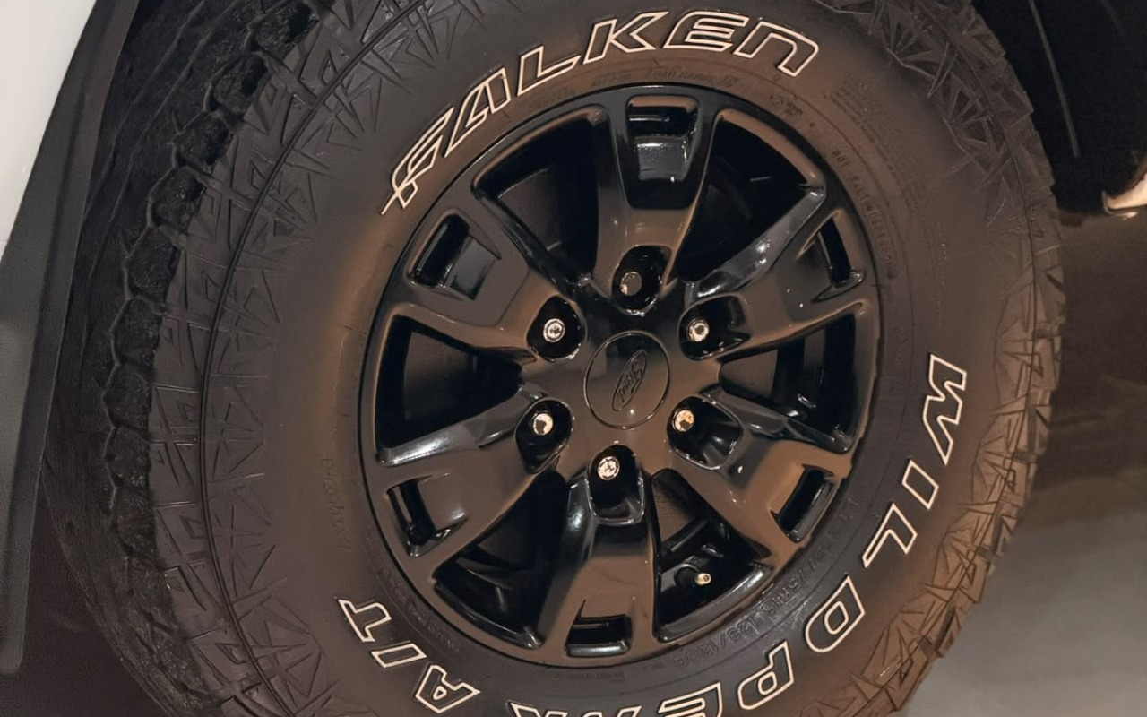 imagem-https://www.socarrao.com.br/sc-vehicle-images-prod/3759329/1789067249556-V2hhdHNBcHAgSW1hZ2UgMjAyNi0wOS0xMCBhdCAxMy40OS41NS5qcGVn.jpeg