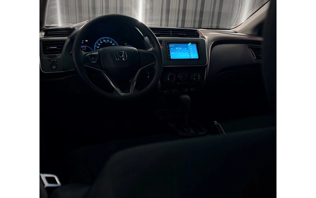 imagem-https://www.socarrao.com.br/sc-vehicle-images-prod/3759334/1789067318957-3_040831.jpg