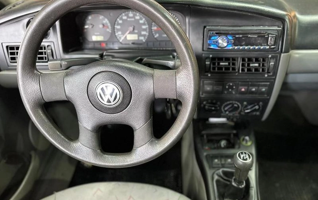 imagem-https://www.socarrao.com.br/sc-vehicle-images-prod/3759363/1789656279271-8465064_5_B_867459f0cc.jpeg