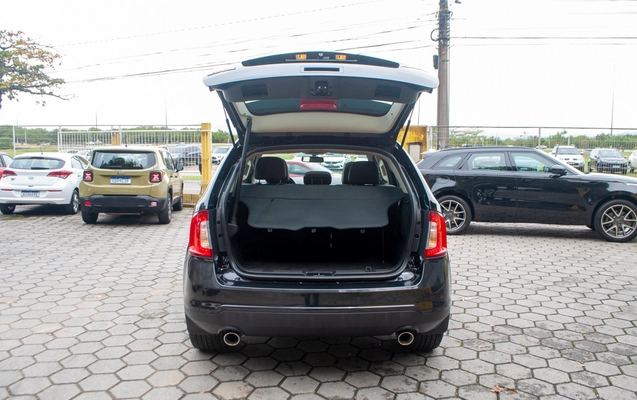 imagem-https://www.socarrao.com.br/sc-vehicle-images-prod/3759399/1789149067326-d4c57e2aad9f4d95aa47c2d67755d75a_1789067255382.jpg