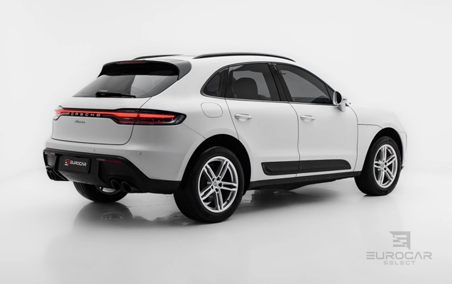 imagem-https://www.socarrao.com.br/sc-vehicle-images-prod/3759446/1789151420234-7b9daa7b-5347-4c7f-be2f-bc16c7c04774.jpg