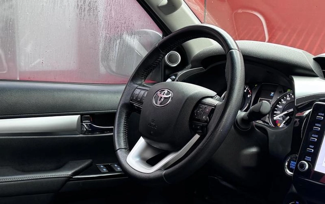 imagem-https://www.socarrao.com.br/sc-vehicle-images-prod/3759581/1790027548486-8452742_8_B_a90a02967f.jpeg