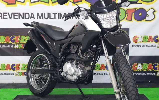 imagem-https://www.socarrao.com.br/sc-vehicle-images-prod/3759589/1789068284060-SU1HLTIwMjYwOTEwLVdBMDAzNC5qcGc.jpg