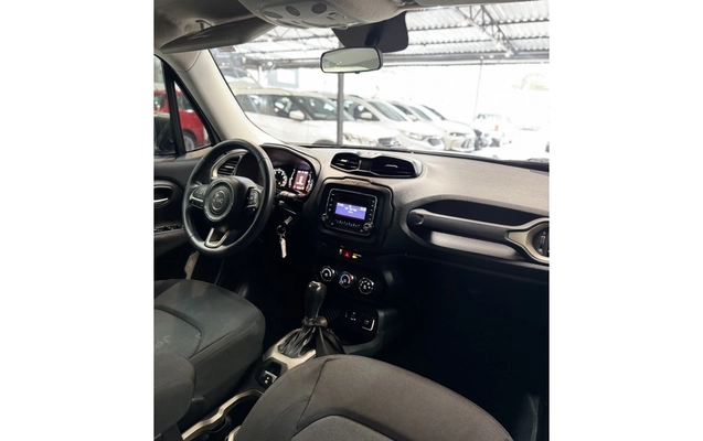imagem-https://www.socarrao.com.br/sc-vehicle-images-prod/3759679/1789068419306-1_042648.jpg