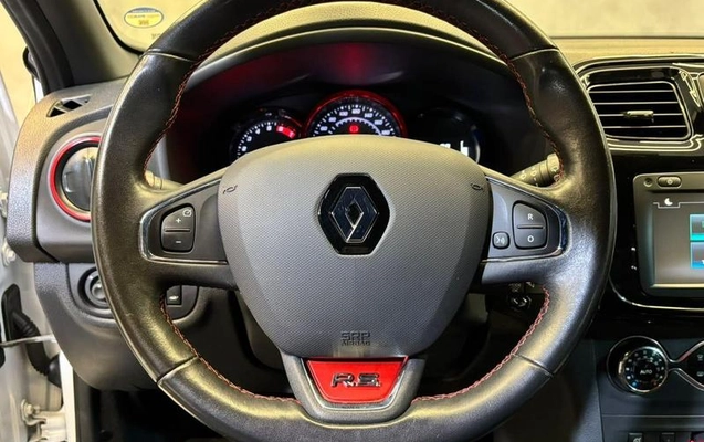imagem-https://www.socarrao.com.br/sc-vehicle-images-prod/3759699/1790024808767-8465299_13_B_35e20eafe4.jpeg