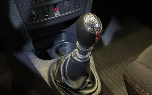 imagem-https://www.socarrao.com.br/sc-vehicle-images-prod/3759699/1790024808775-8465299_10_B_cfcddf0714.jpeg