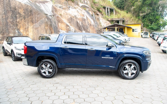 imagem-https://www.socarrao.com.br/sc-vehicle-images-prod/3759745/1789068538504-3d88f94cbace4ec2b8d96d2f935f2a60_1789068151953.jpg