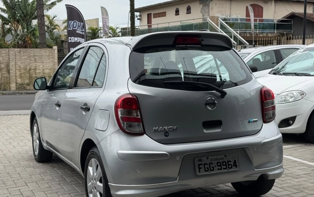 imagem-https://www.socarrao.com.br/sc-vehicle-images-prod/3759769/1789068572485-V2hhdHNBcHAgSW1hZ2UgMjAyNi0wOS0xMCBhdCAxMi4wMi41MC5qcGVn.jpeg