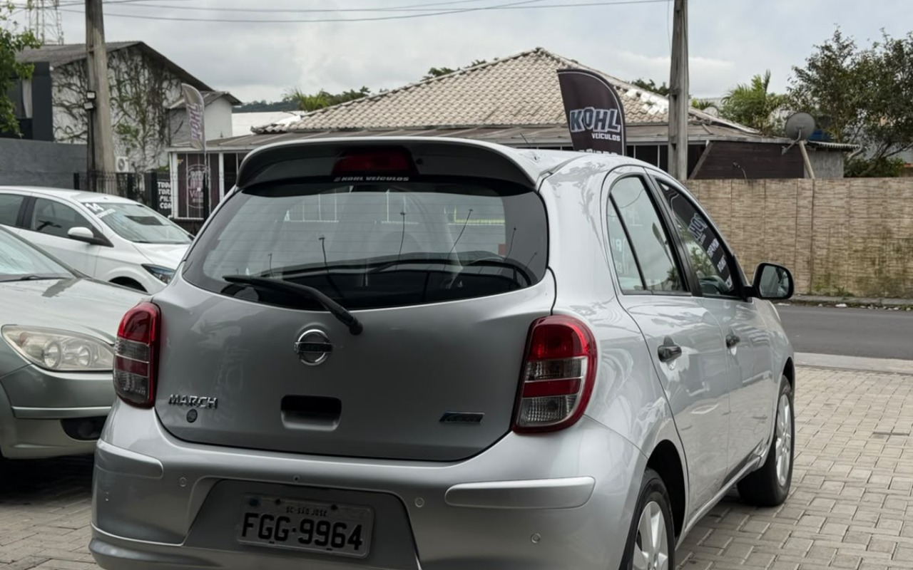 imagem-https://www.socarrao.com.br/sc-vehicle-images-prod/3759769/1789068572606-V2hhdHNBcHAgSW1hZ2UgMjAyNi0wOS0xMCBhdCAxMi4wMi41MSAoNCkuanBlZw.jpeg
