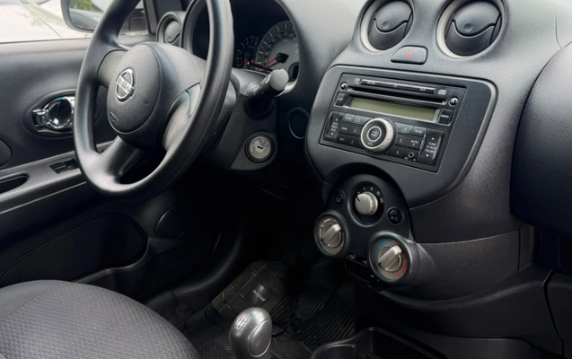 imagem-https://www.socarrao.com.br/sc-vehicle-images-prod/3759769/1789068573173-V2hhdHNBcHAgSW1hZ2UgMjAyNi0wOS0xMCBhdCAxMi4wMi41MiAoMSkuanBlZw.jpeg